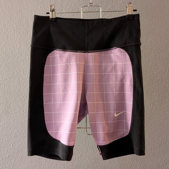 Nike Pants - Like New Women's 5" Biker Shorts Size Small
